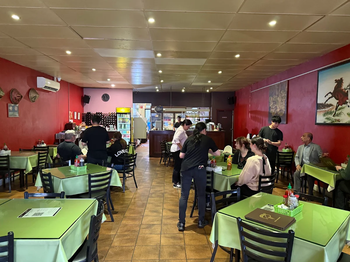 Vibe, Adelaide Pho