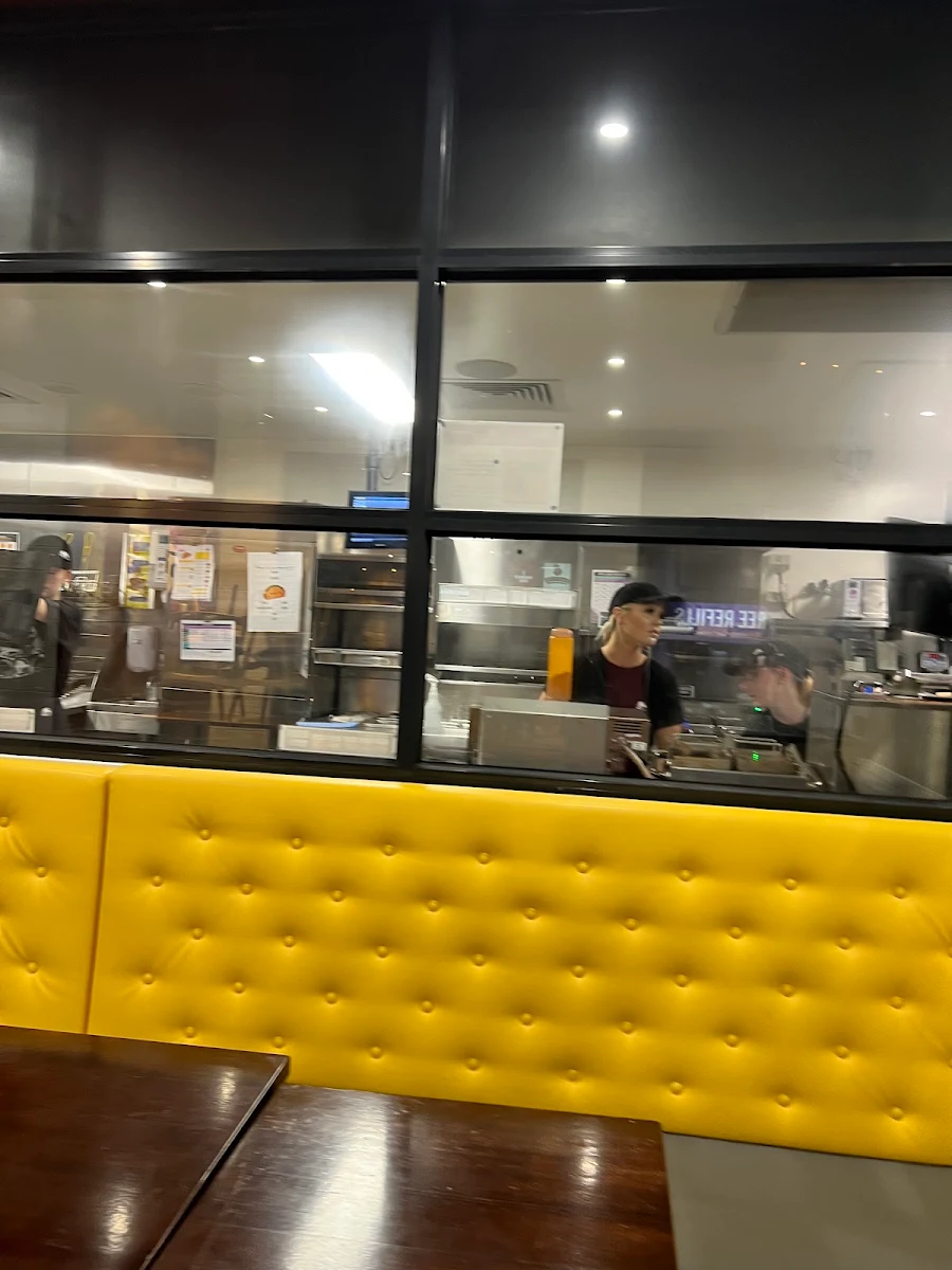 Vibe, Taco Bell Altona North