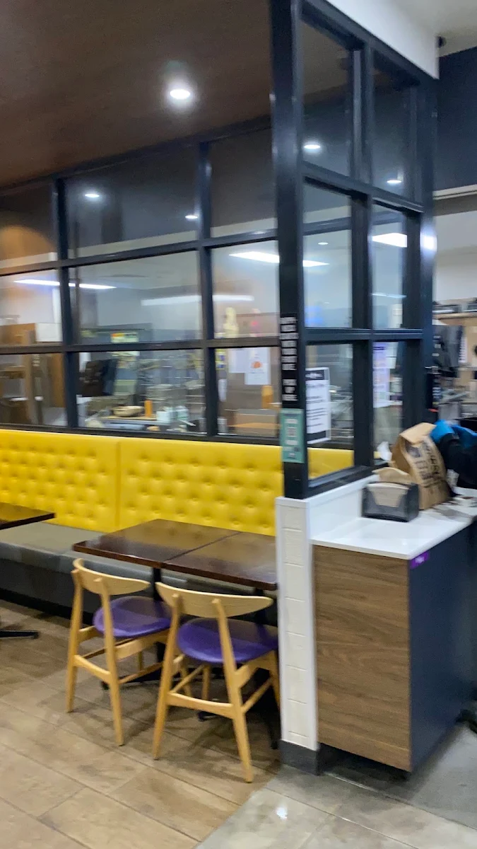 Vibe, Taco Bell Altona North