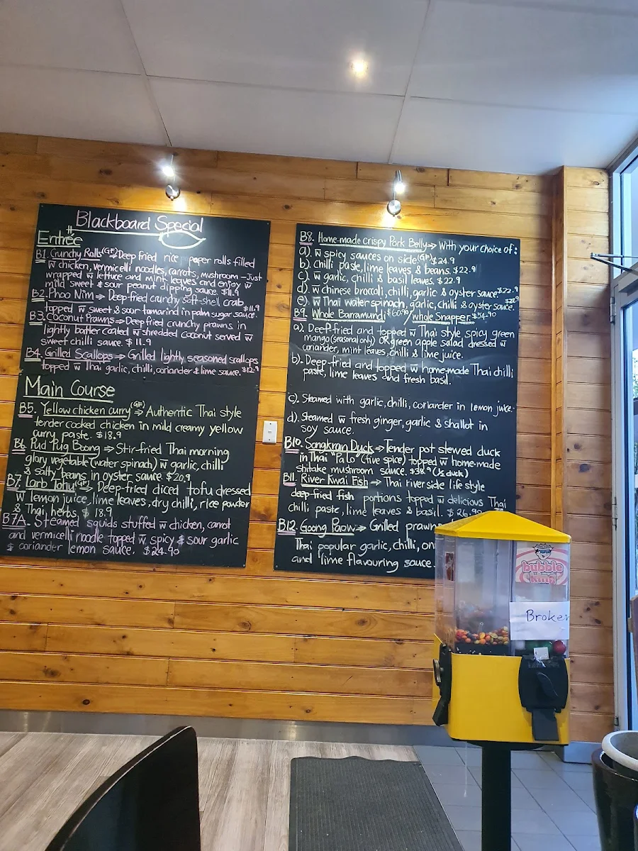 Menu, Little Siam