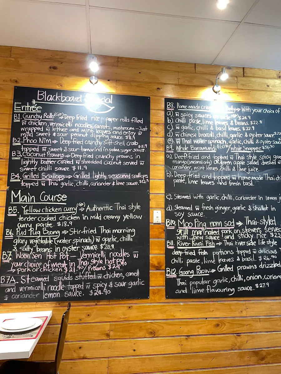 Menu, Little Siam