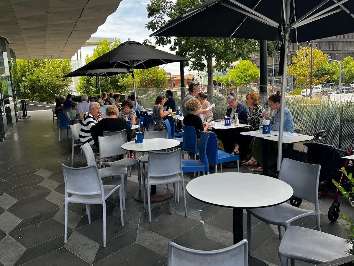 Vibe, Caffe Stazione