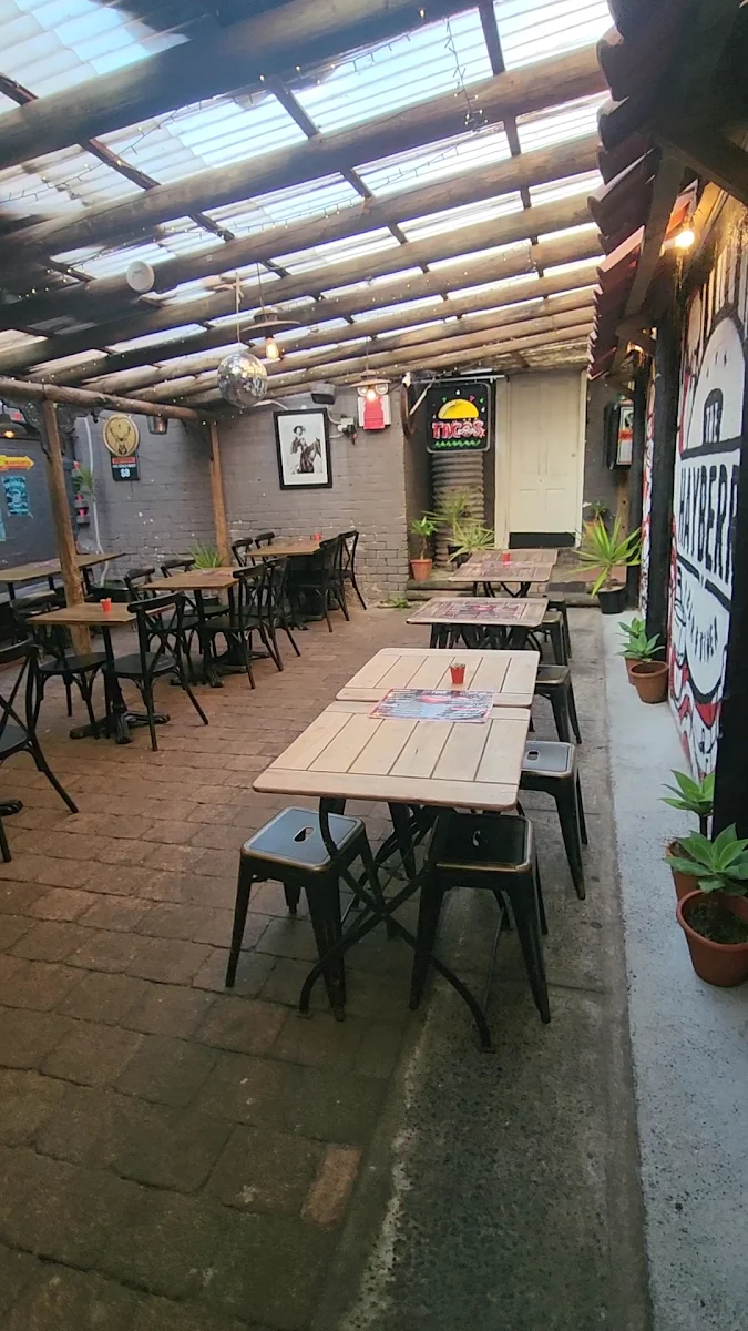 Vibe, The Hayberry Diner & Bar