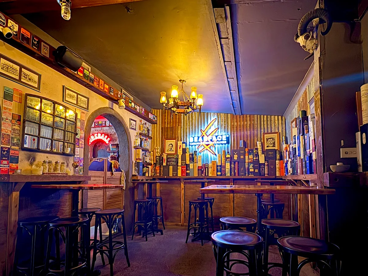 Vibe, The Hayberry Diner & Bar