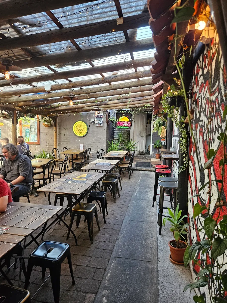 Vibe, The Hayberry Diner & Bar