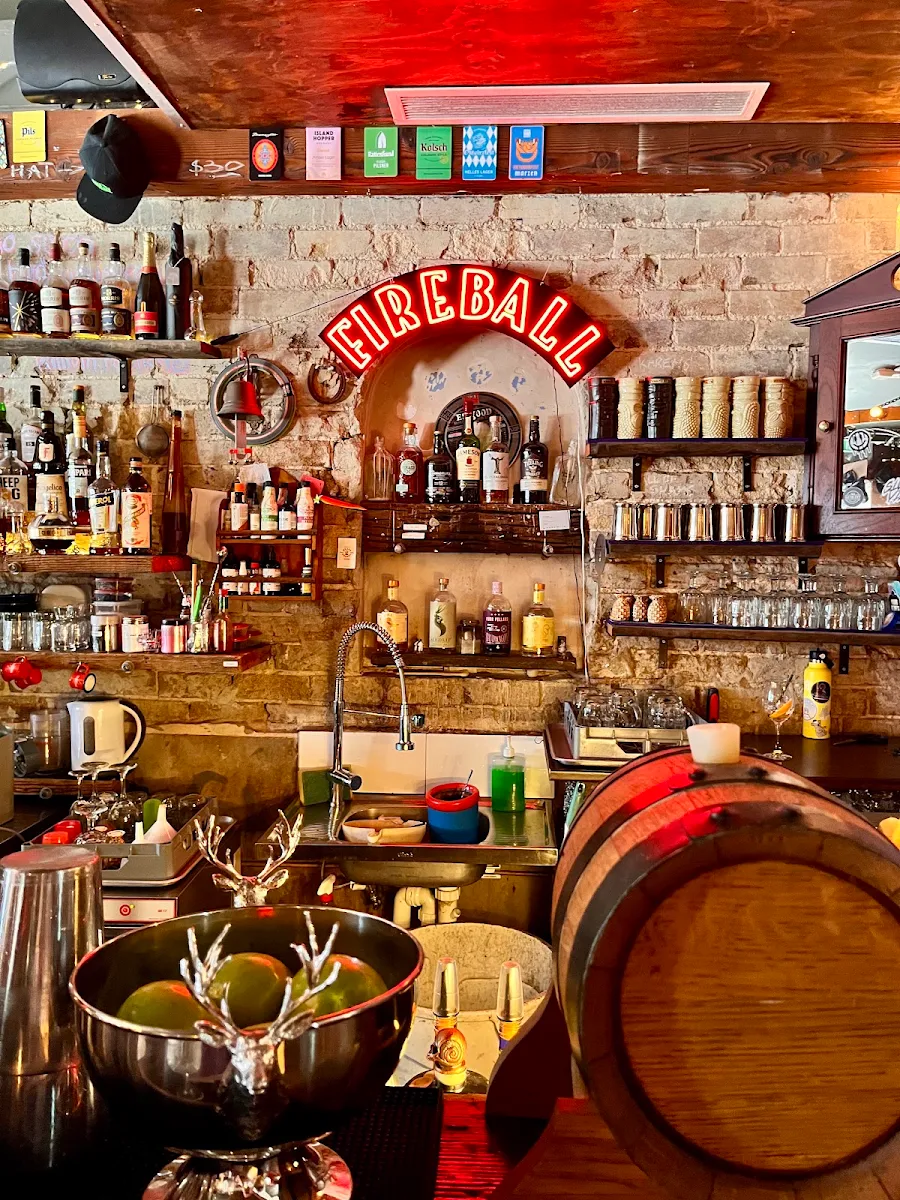Vibe, The Hayberry Diner & Bar