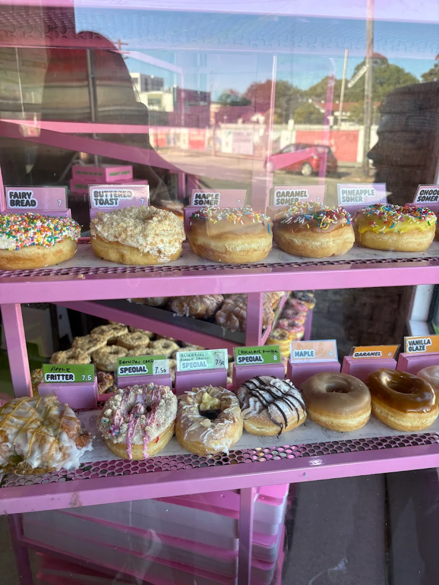 Vibe, Grumpy Donuts