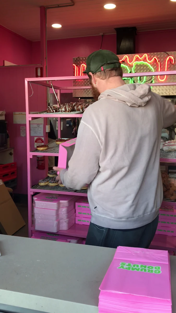 Vibe, Grumpy Donuts