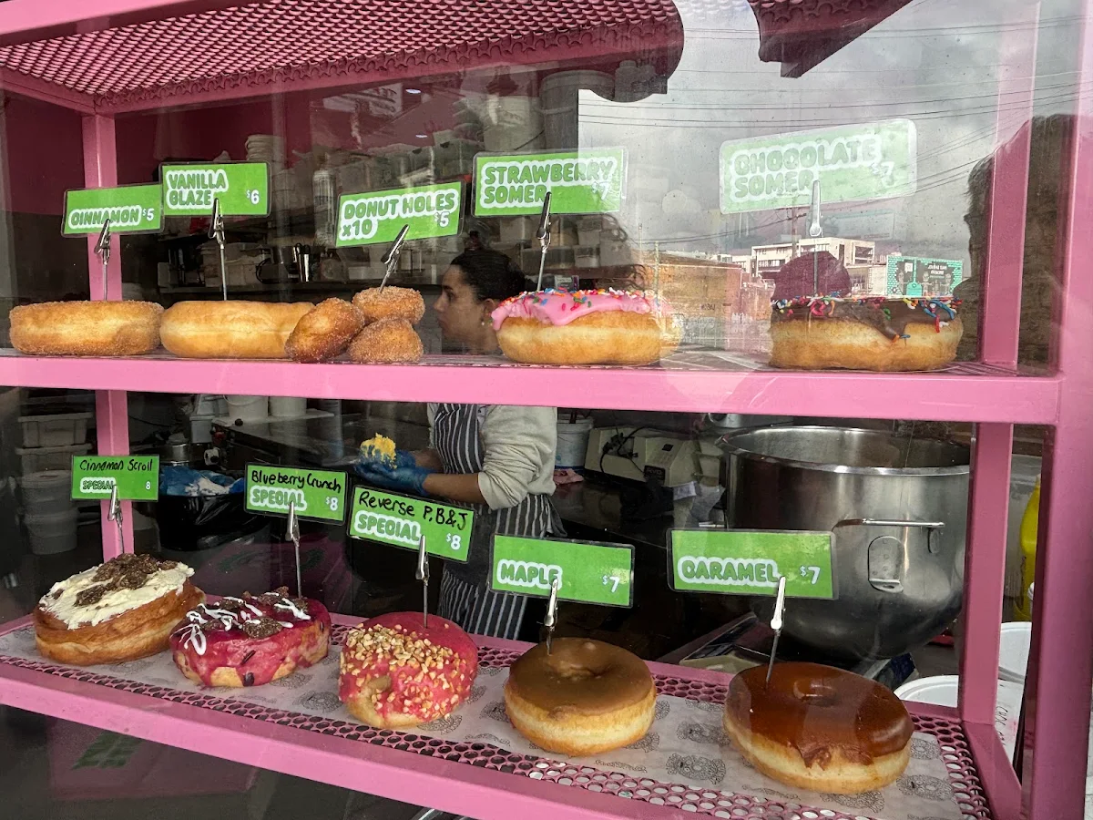 Vibe, Grumpy Donuts