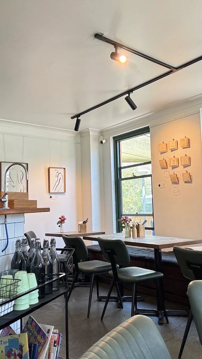 Vibe, The Local Press Lilyfield