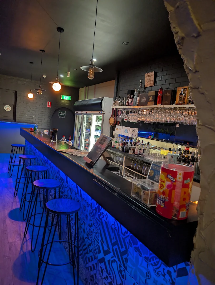 Vibe, Balkan Express Adelaide