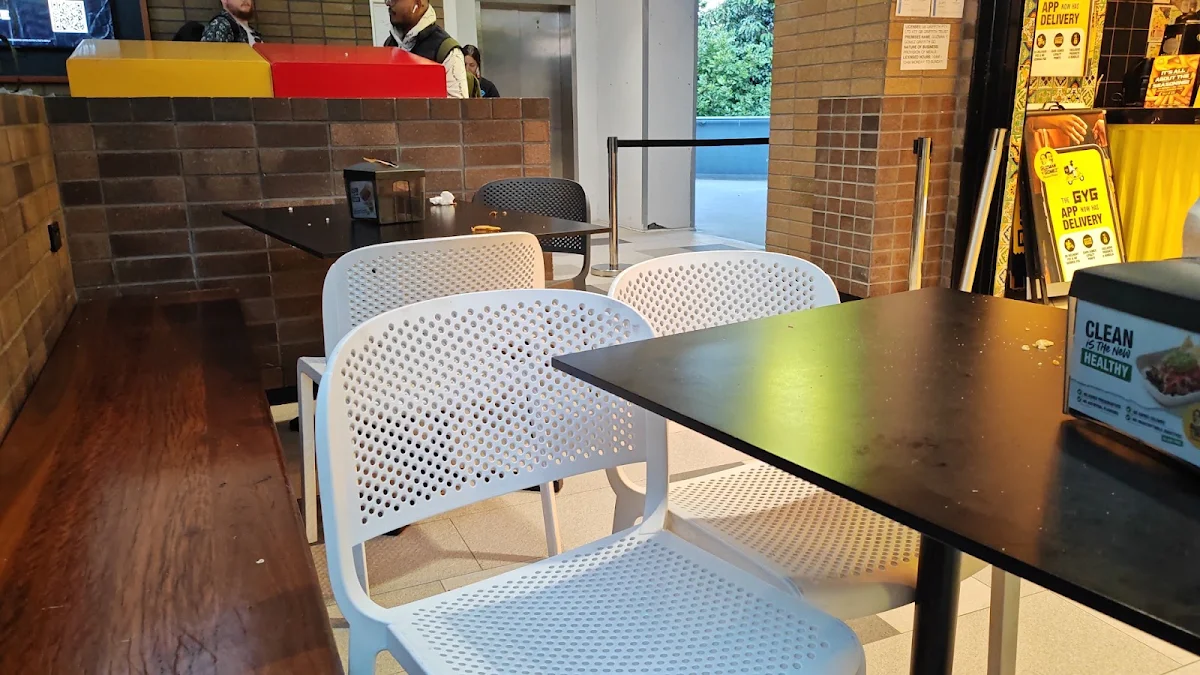 Vibe, Guzman y Gomez - Griffith University