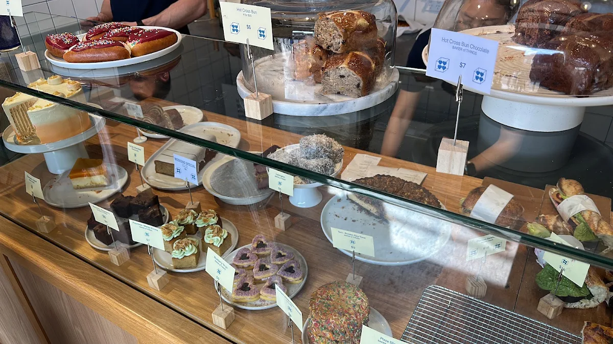 Vibe, BAKER of THINGS