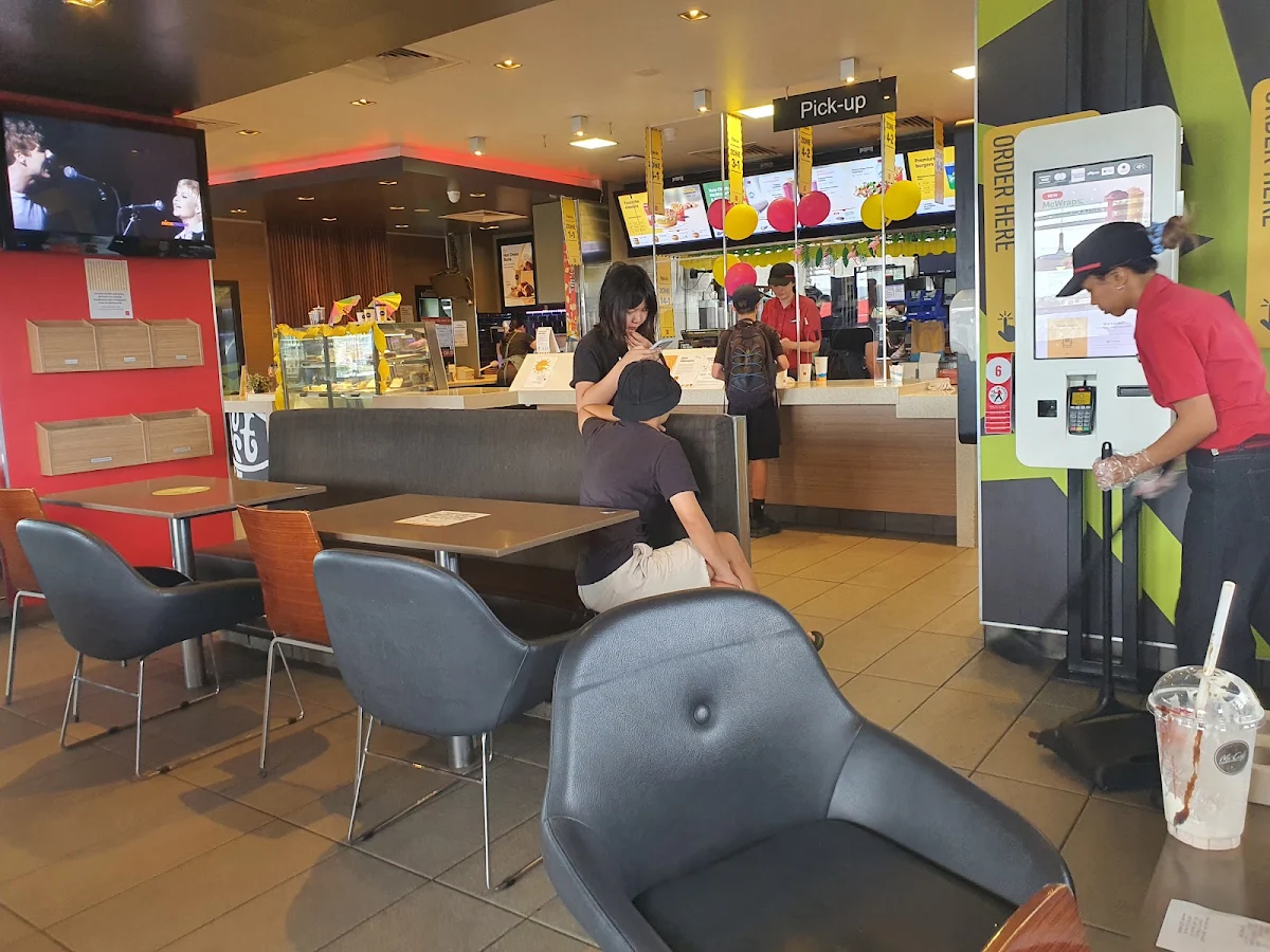 Vibe, McDonald's Warwick