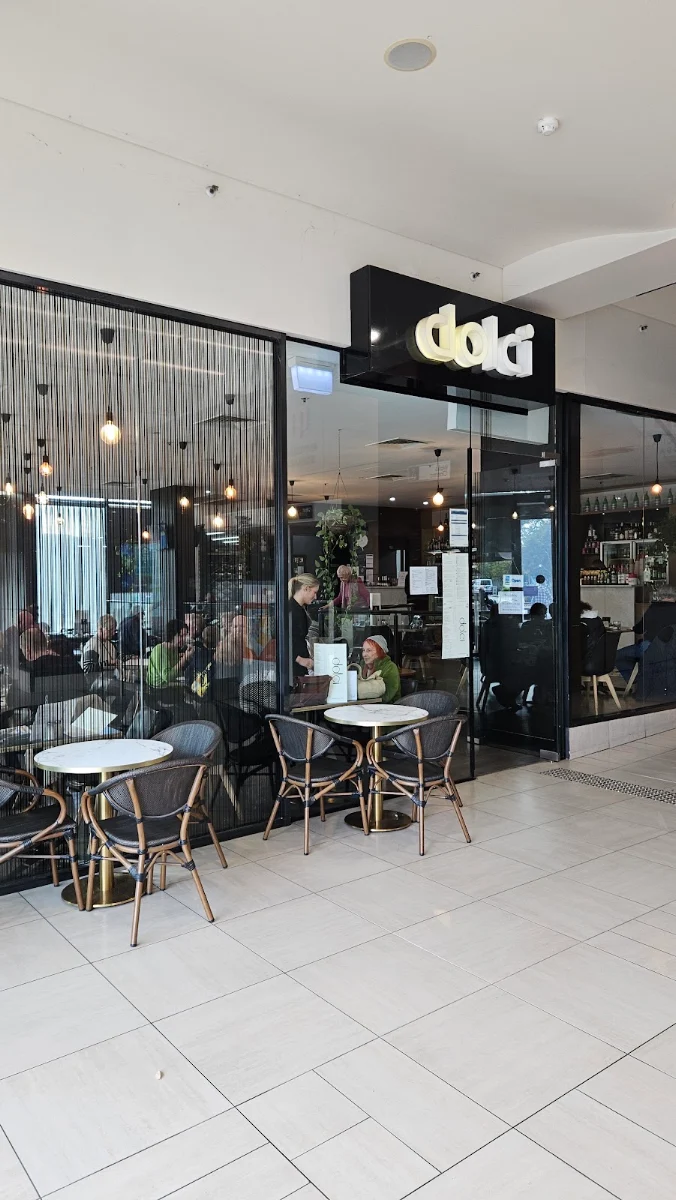 Vibe, Dolci Cafe