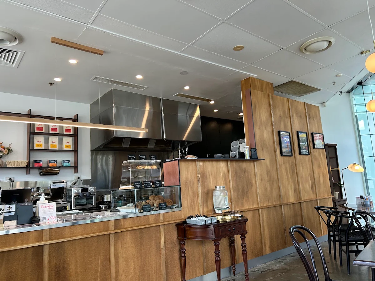 Vibe, Milestone Cafe & Kitchen