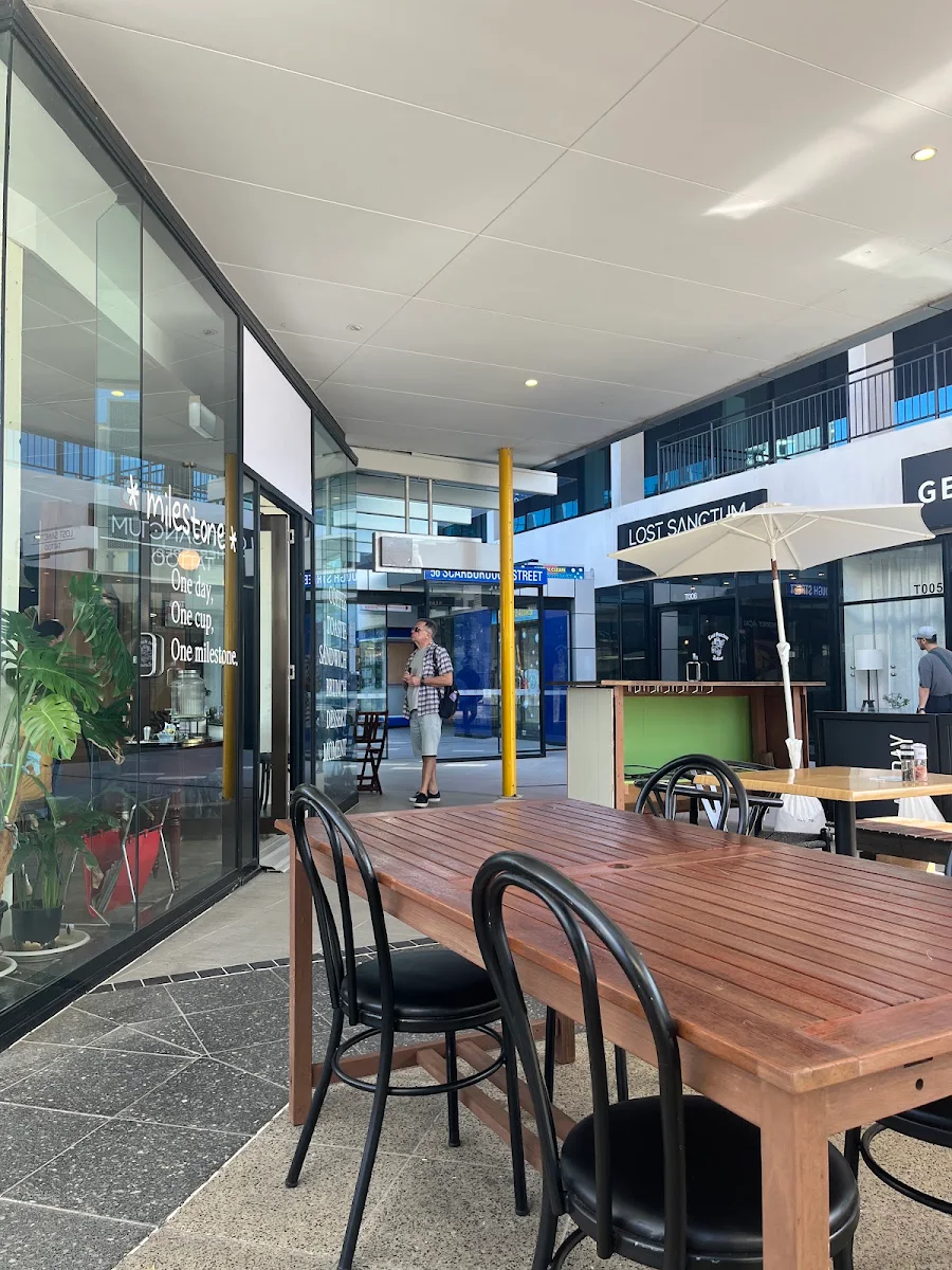 Vibe, Milestone Cafe & Kitchen