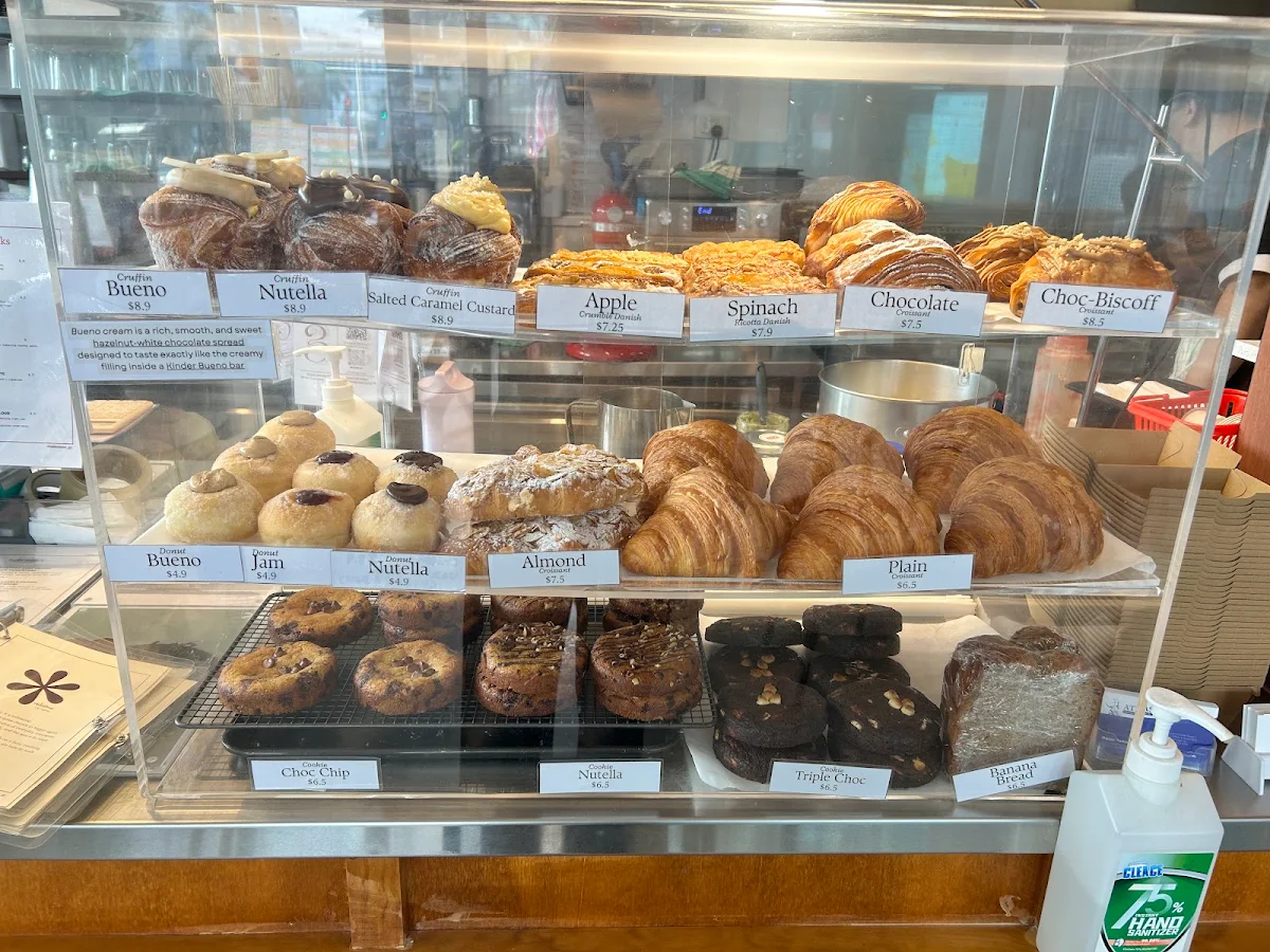 Vibe, Milestone Cafe & Kitchen