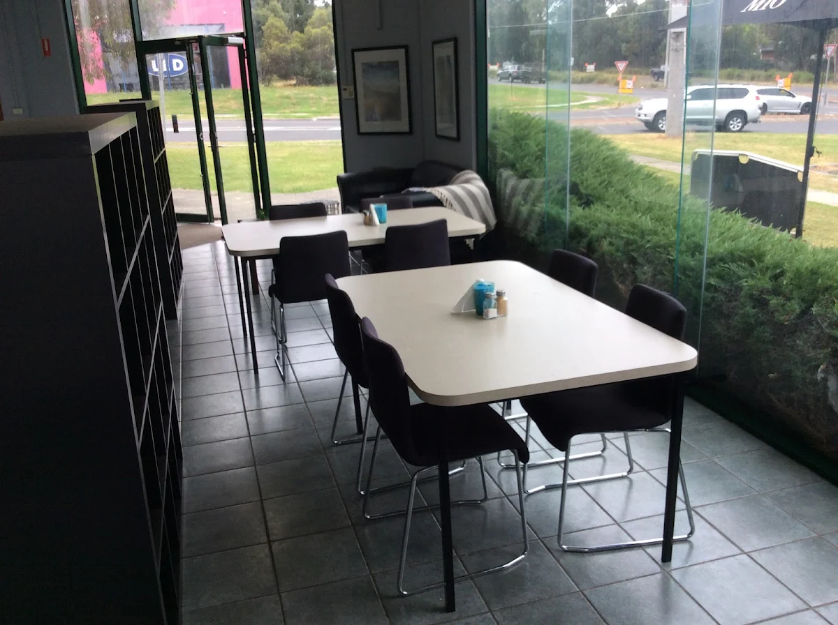 Vibe, Kelletts Cafe