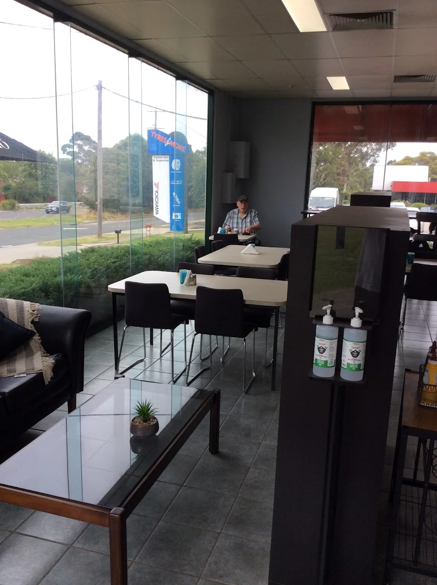 Vibe, Kelletts Cafe