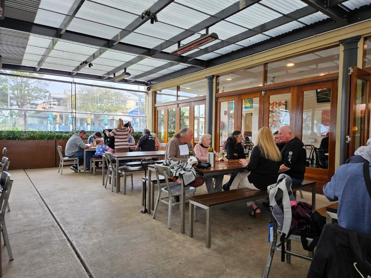 Vibe, Huskisson Hotel
