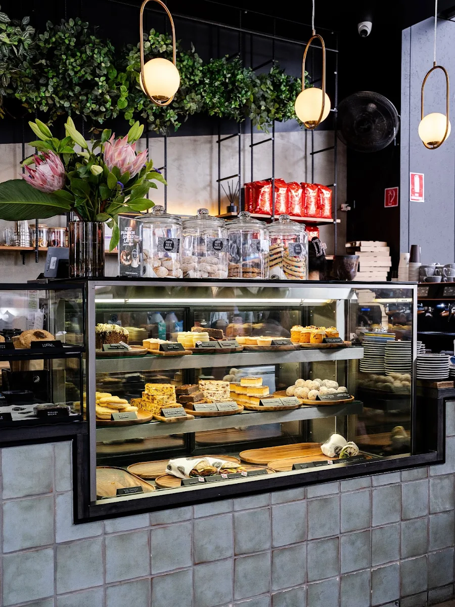 Vibe, Vito's Espresso Bar