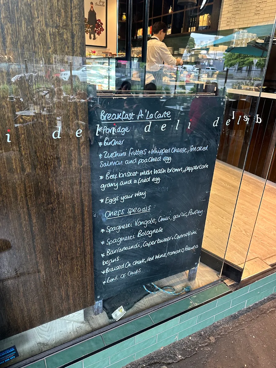 Menu, Albert Park Deli