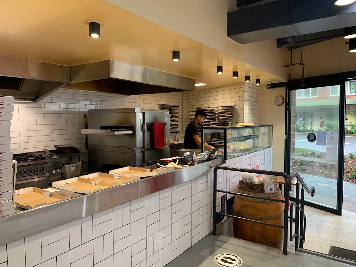 Vibe, Banksmeadow Pizza