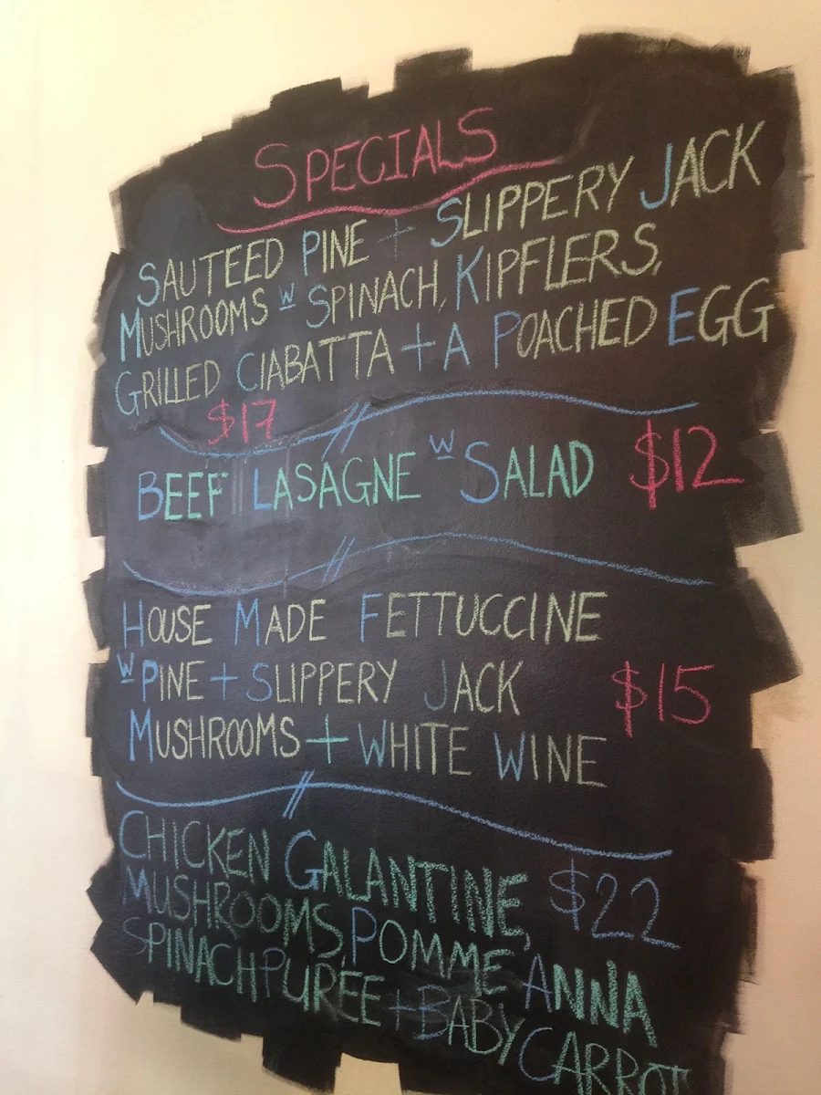 Menu, Noisette Bentleigh