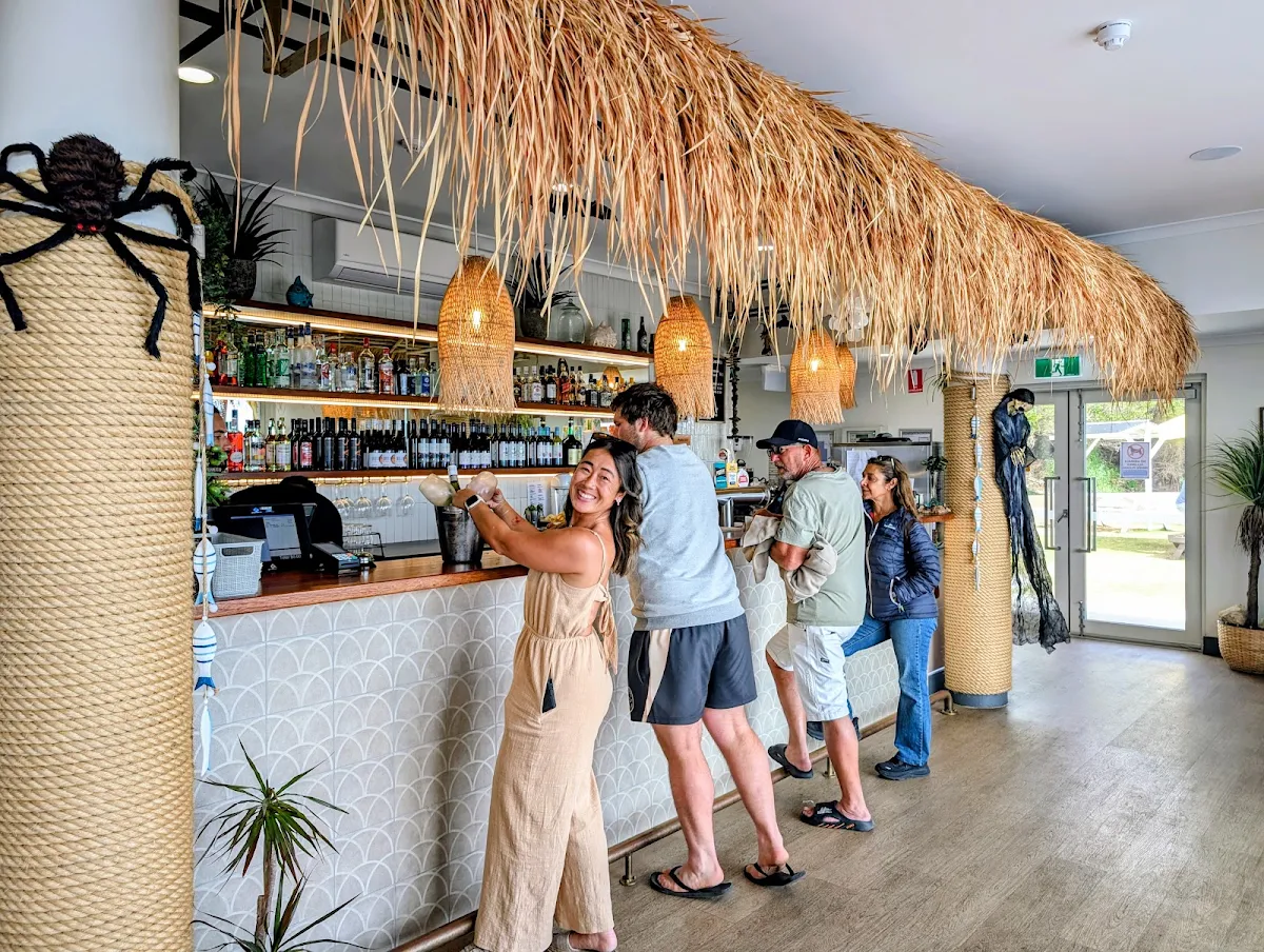 Vibe, Yanchep Beach Lagoon Cafe