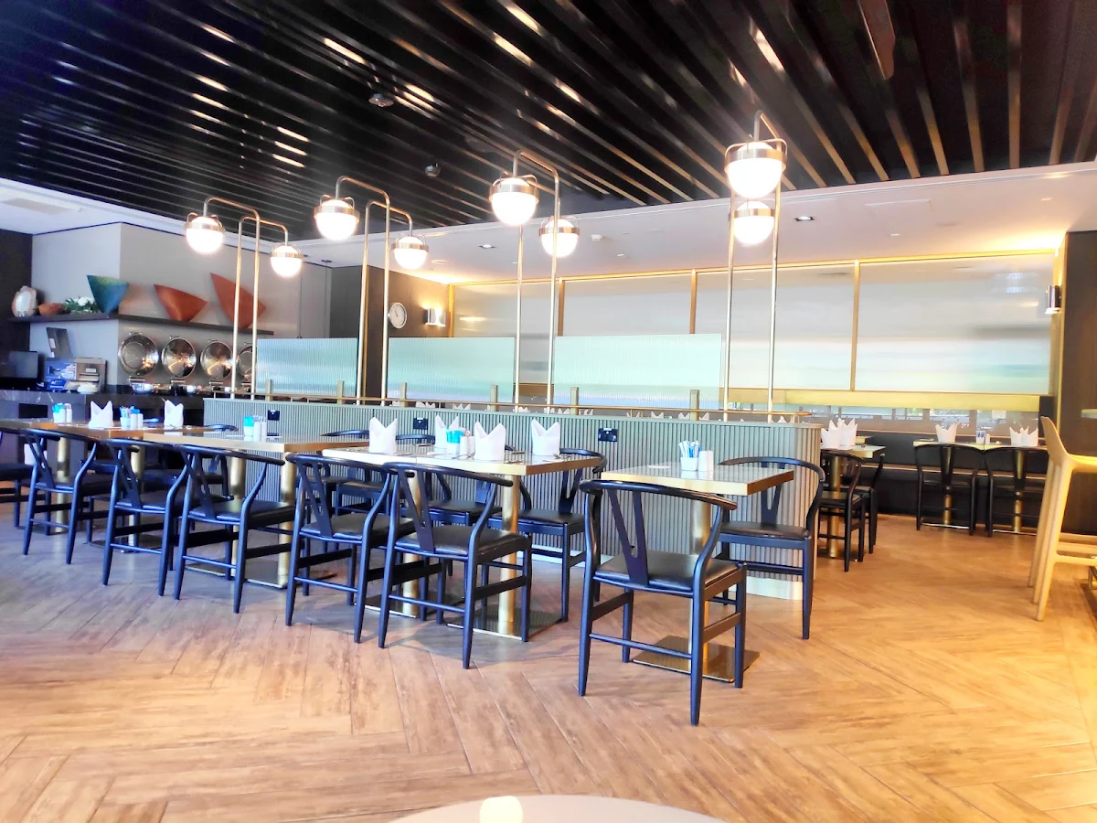 Vibe, Nate's Restaurant and Bar