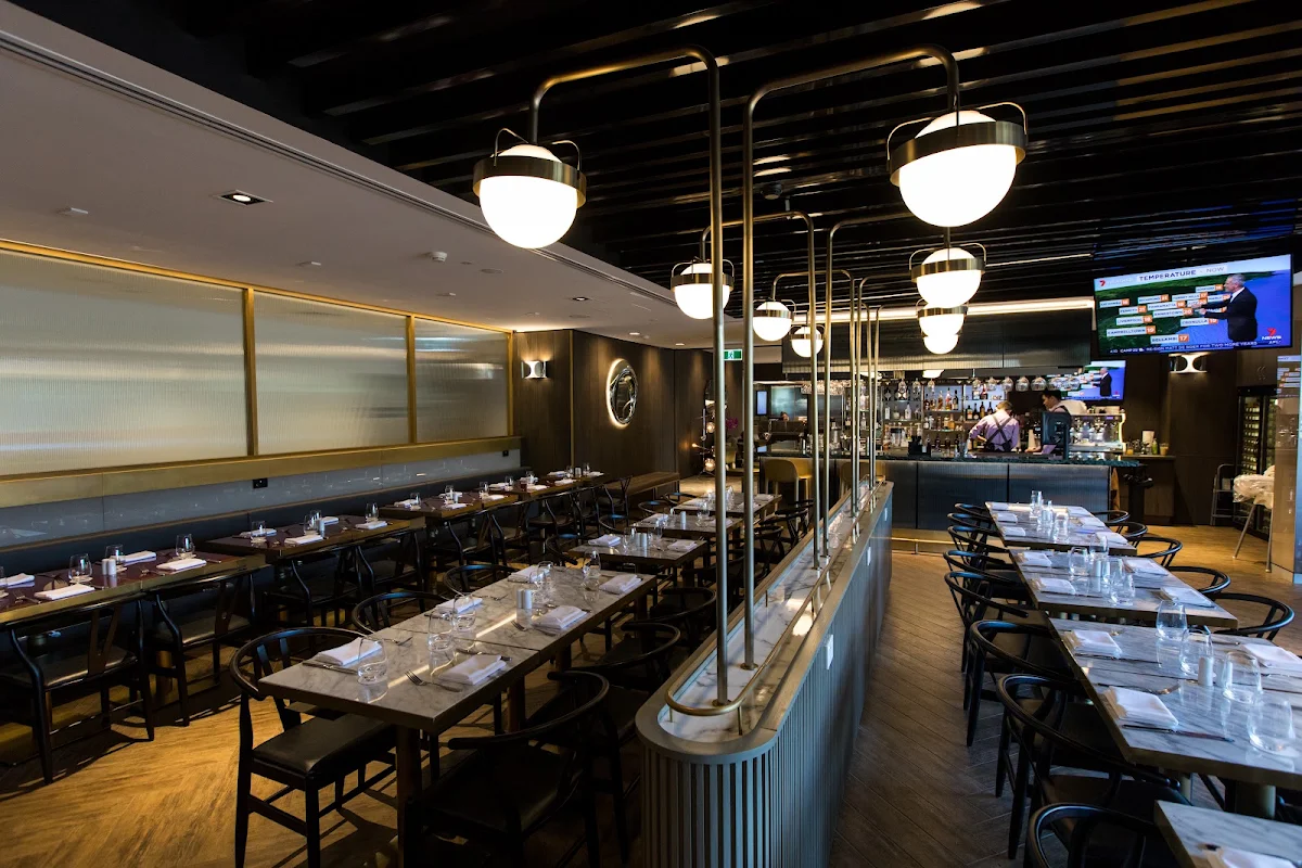 Vibe, Nate's Restaurant and Bar