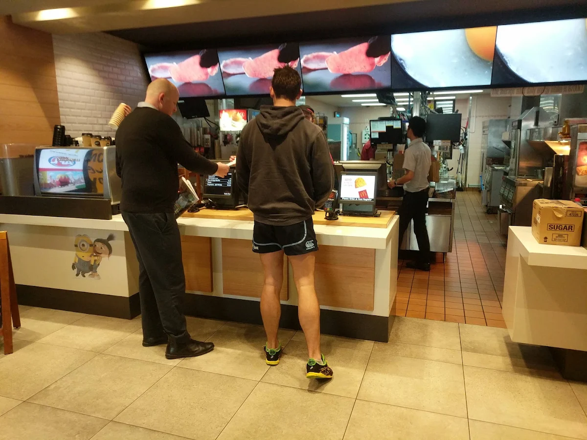 Vibe, McDonald's Gordon
