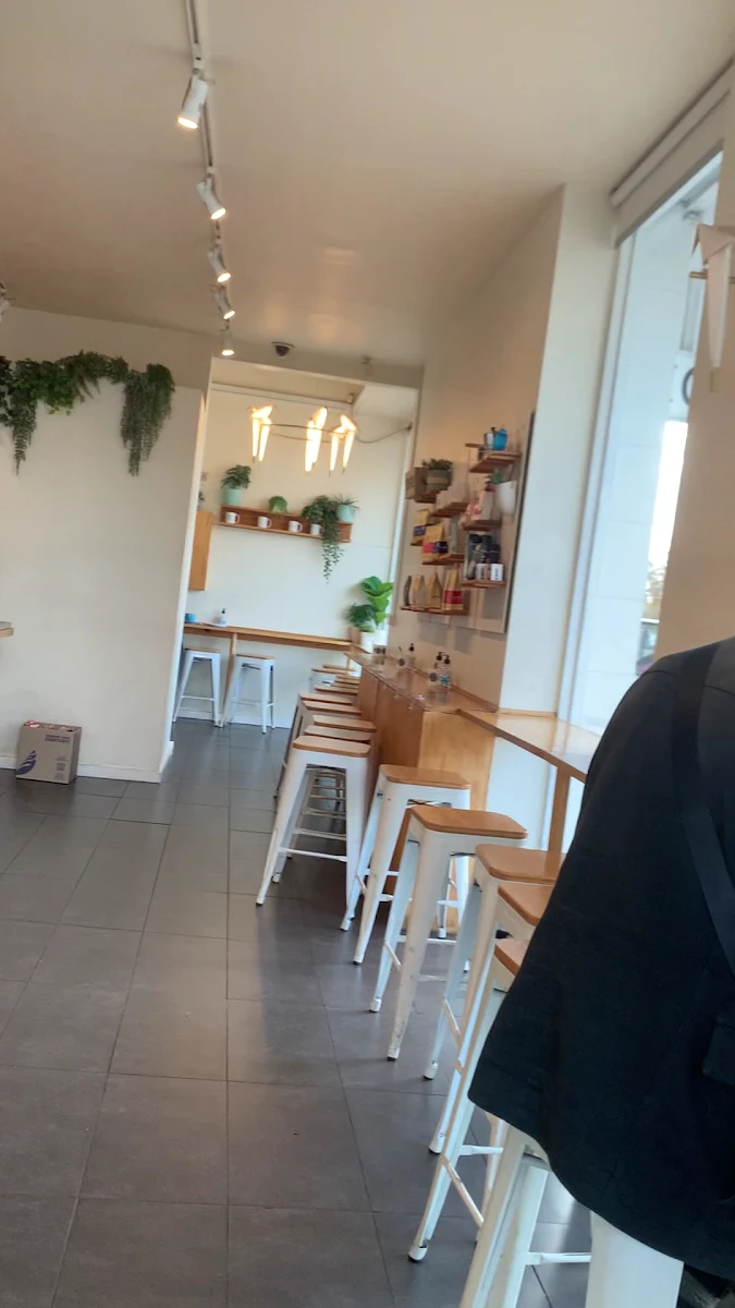 Vibe, Top Notch Coffee