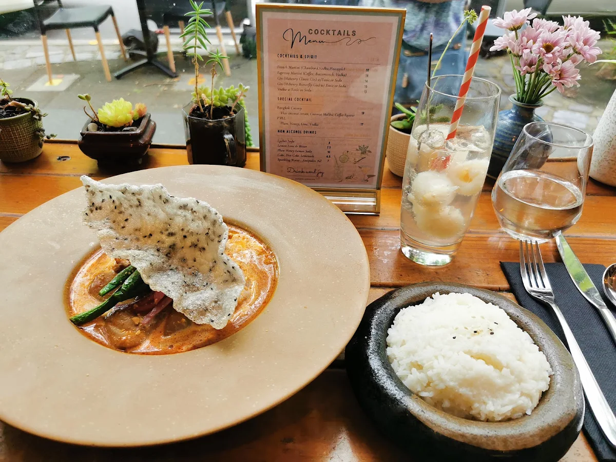 Menu, Monsoon Launceston