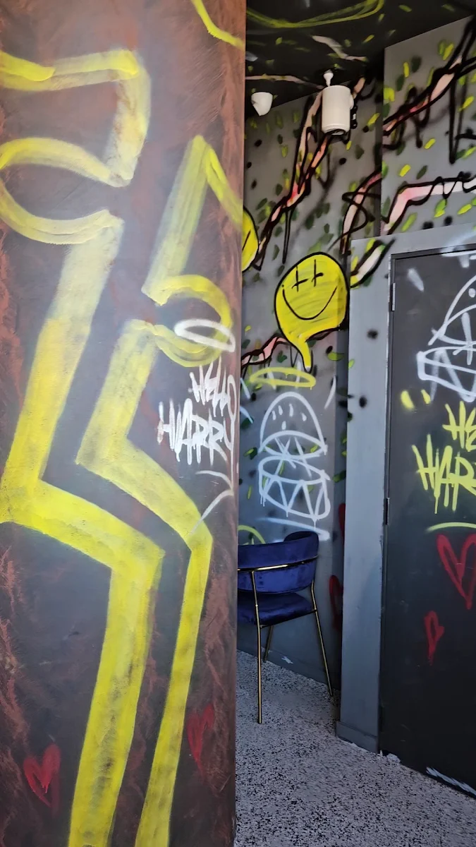Vibe, Hello Harry The Burger Joint (Castle Hill)