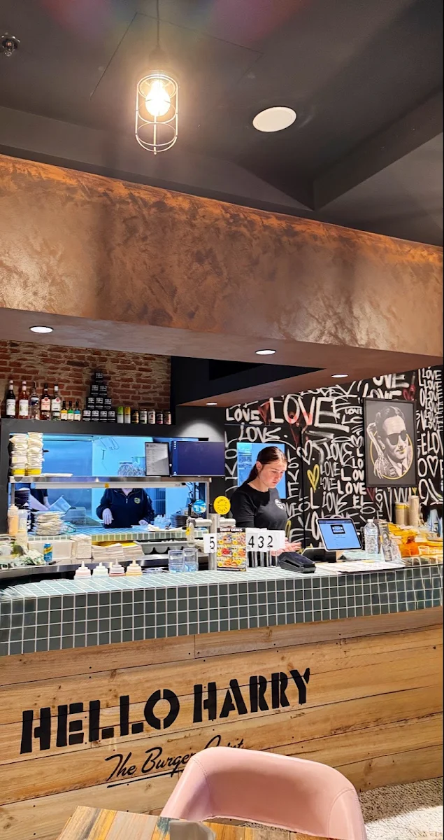 Vibe, Hello Harry The Burger Joint (Castle Hill)