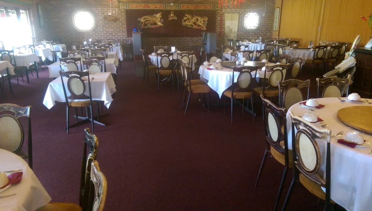 Vibe, Chinese Lantern Palace Restaurant