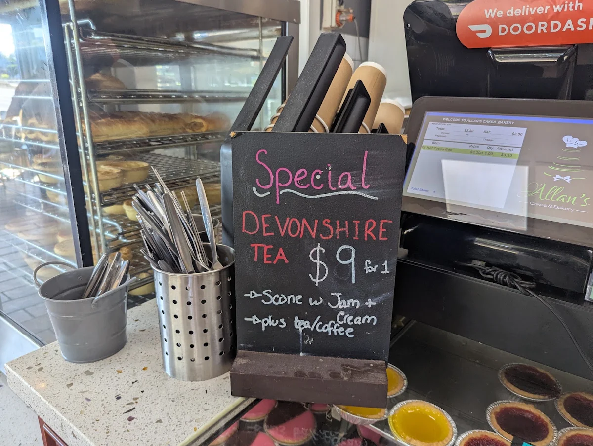 Menu, Allans Bakery & Cakes