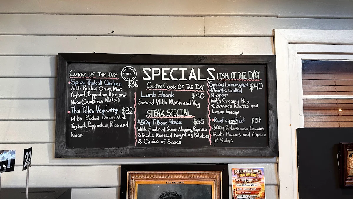Menu, Port Campbell Hotel