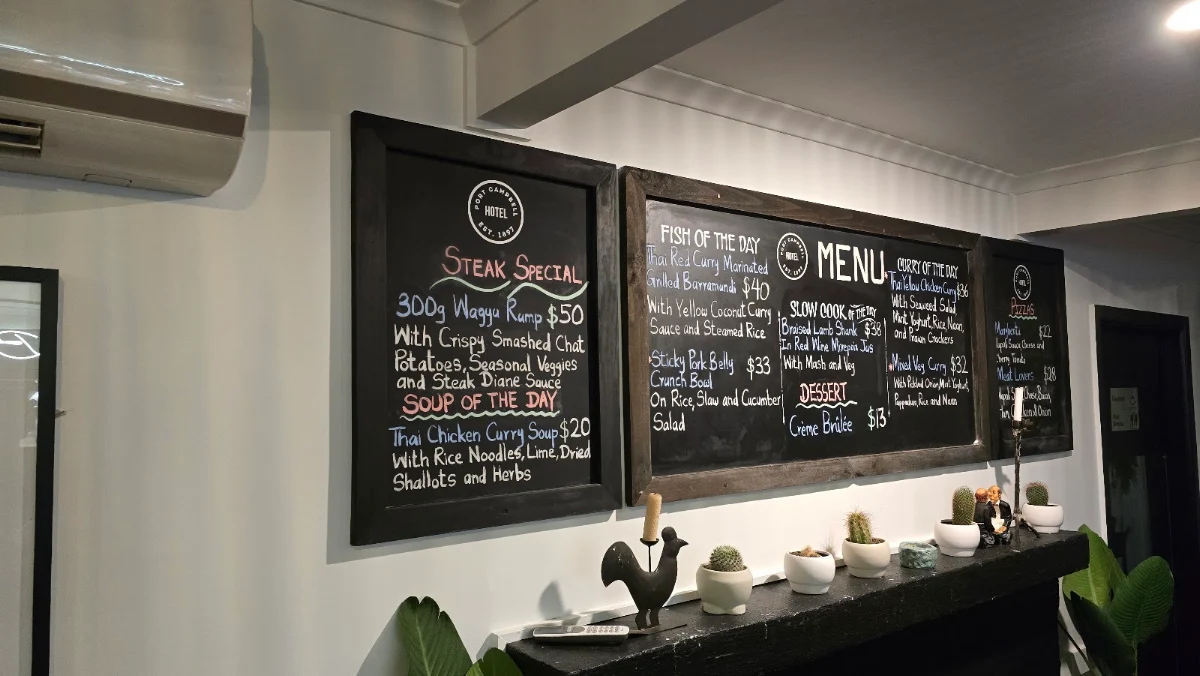 Menu, Port Campbell Hotel
