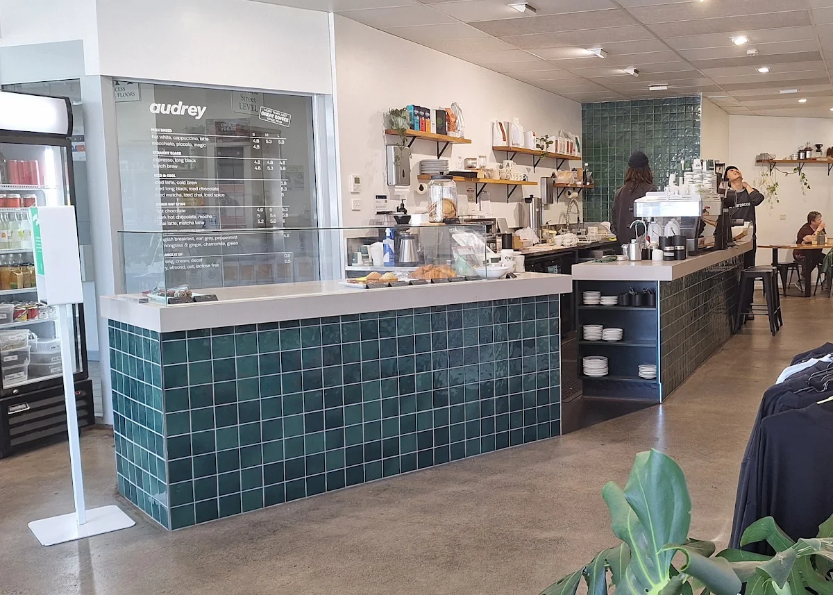Vibe, Audrey Coffee