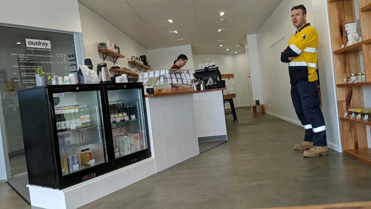 Vibe, Audrey Coffee