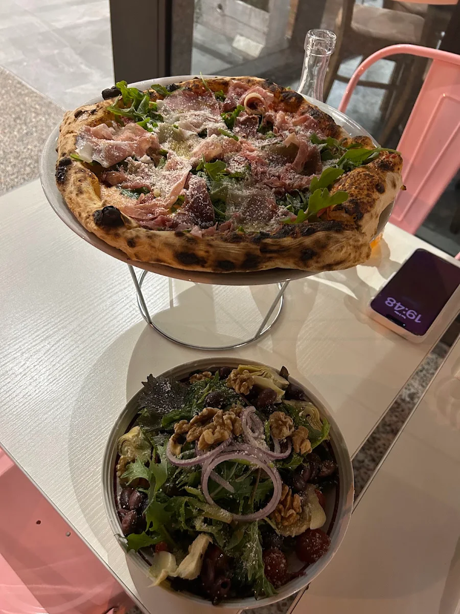 Food & drink, THE DELI BY PEPE ITALIA