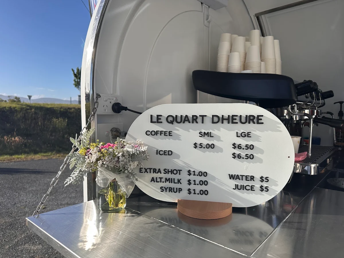 Menu, Le Quart D'Heure