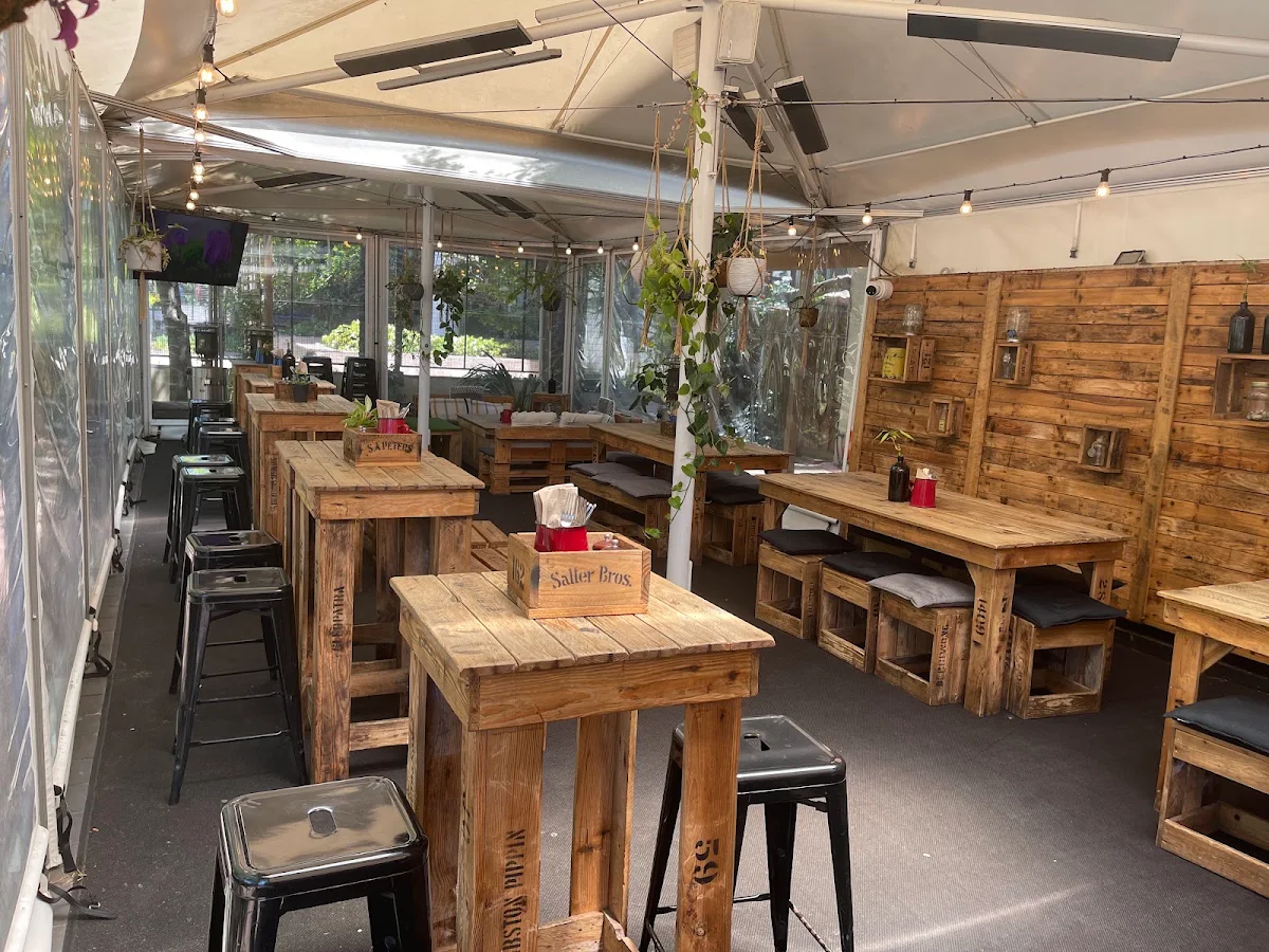 Vibe, Hop Garden