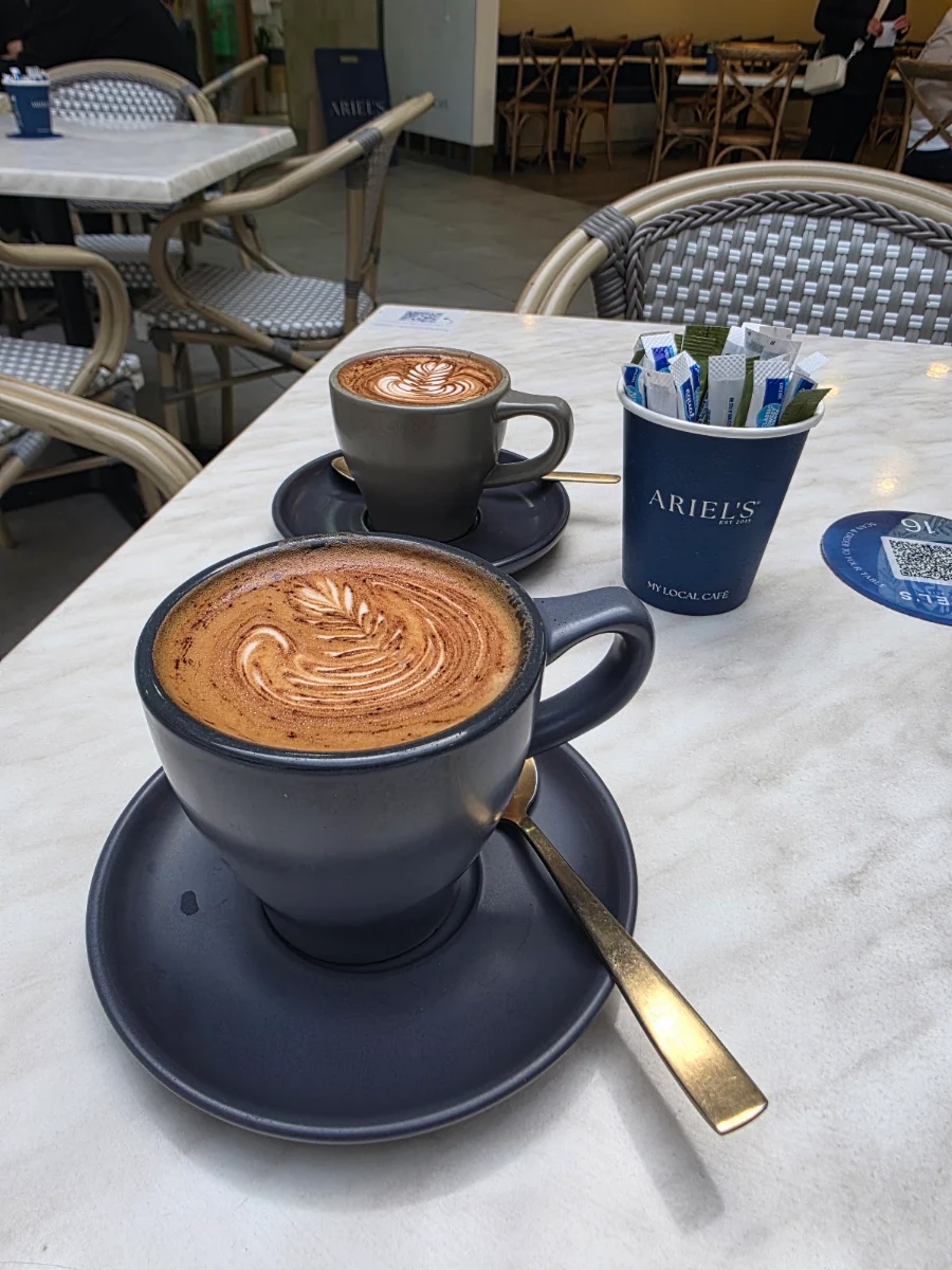 Food & drink, Ariel's Warrawong