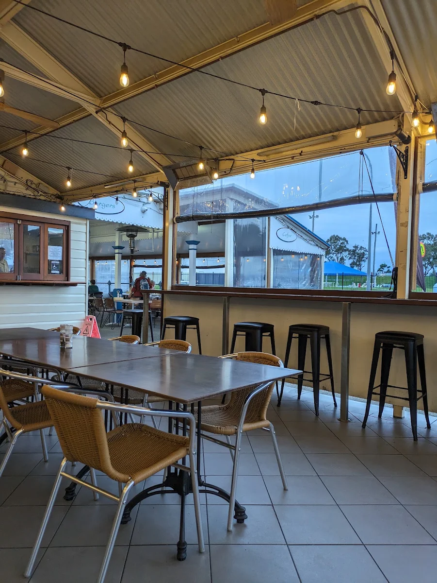 Vibe, Flinders Seafood & Bar