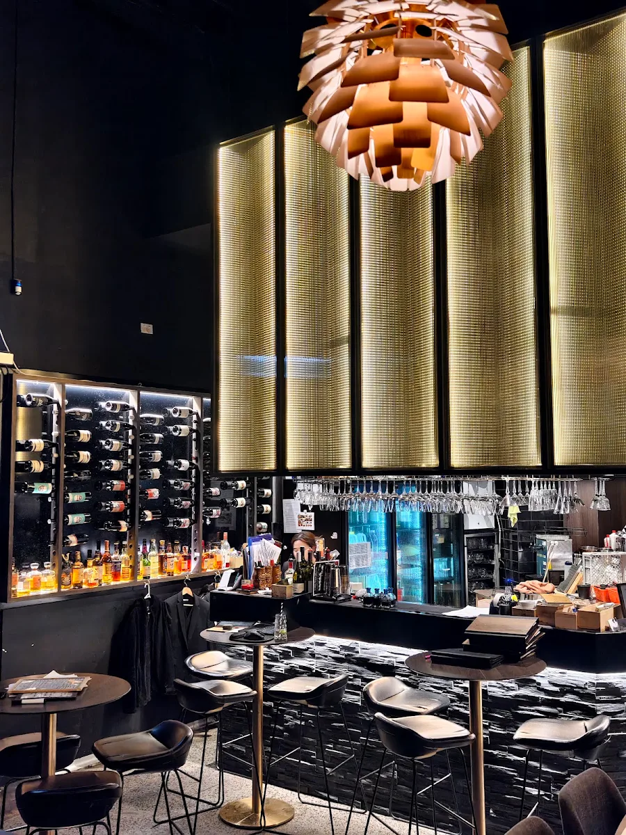 Vibe, Niku Ou Japanese Chargrill Restaurant