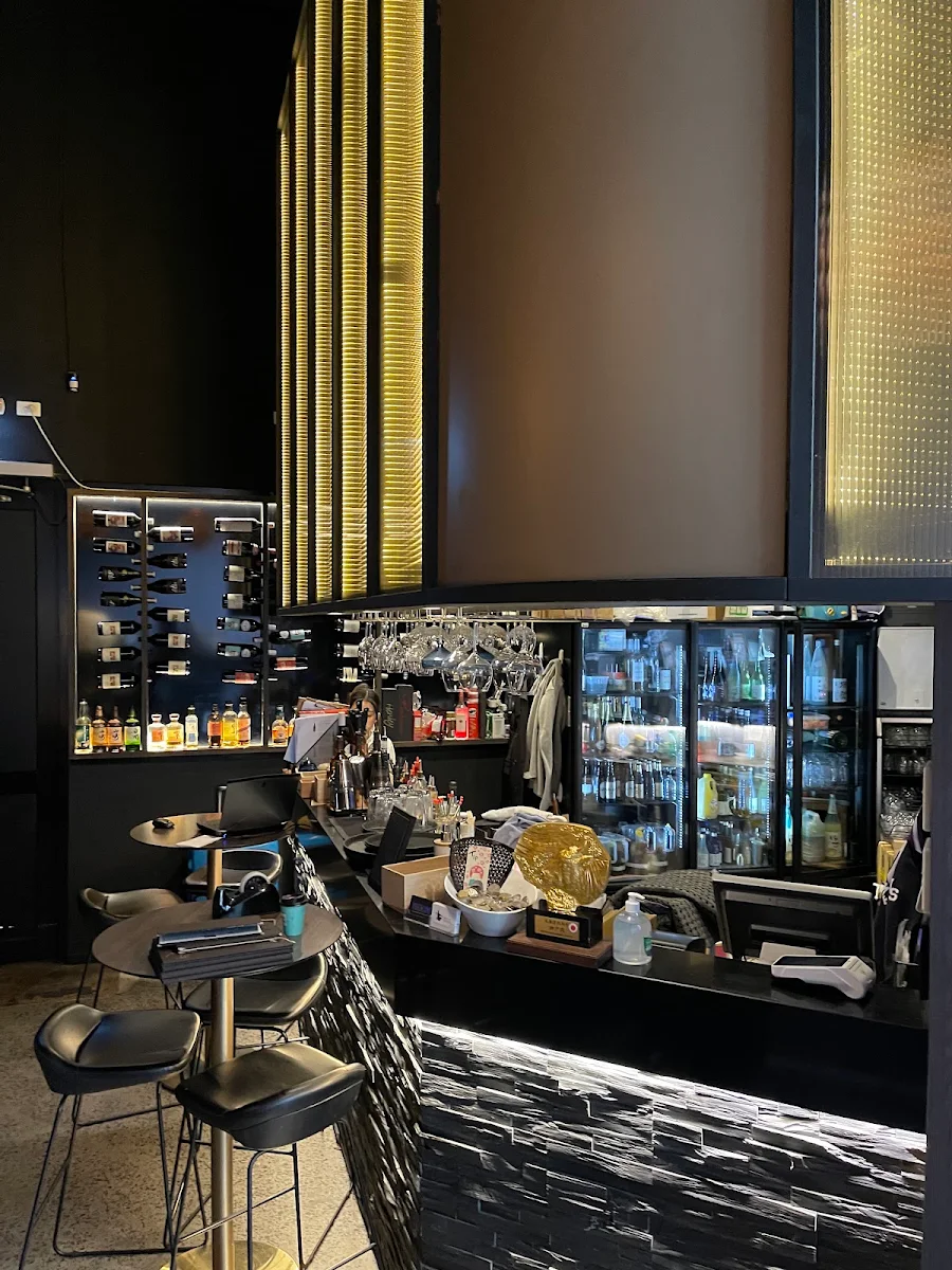 Vibe, Niku Ou Japanese Chargrill Restaurant
